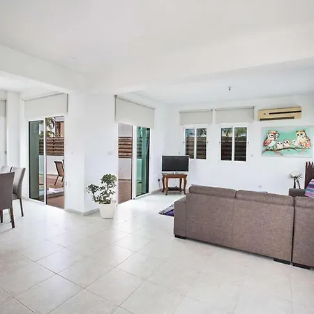Med 25 Villa *